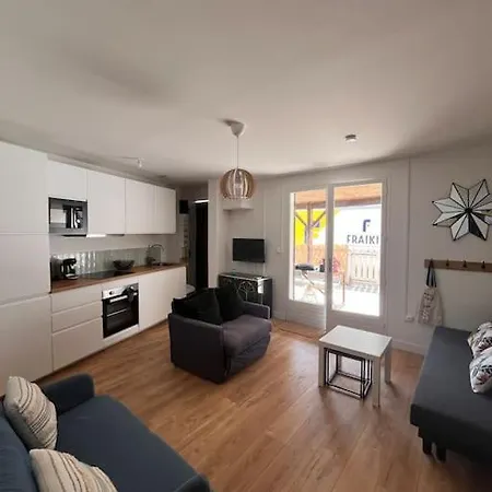 Maison A 200m De La Et Au Coeur De La Station * Lacanau