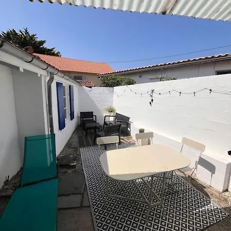 Maison A 200m De La Et Au Coeur De La Station Сasa de vacaciones Lacanau